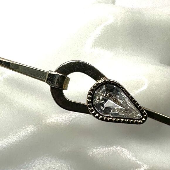 Gold tone rhinestone bangle bracelet - Picture 7 of 7